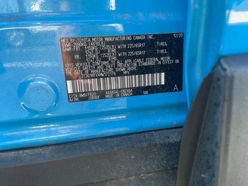 Used 2021 Toyota RAV4 LE w/ Carpet Mat Package (TMS) AWD/4WD image 17