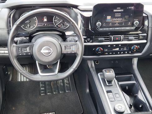 Used 2025 Nissan Pathfinder SV AWD/4WD image 26