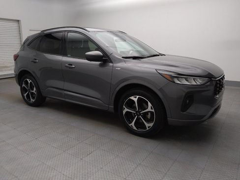 Used 2023 Ford Escape ST-Line Select w/ Tech Pack #2 image 11