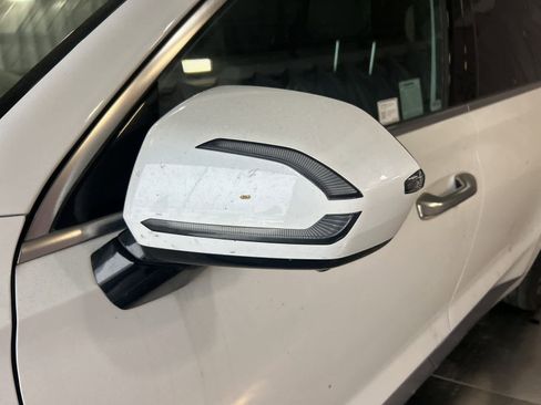 Used 2023 Hyundai Palisade Calligraphy image 15