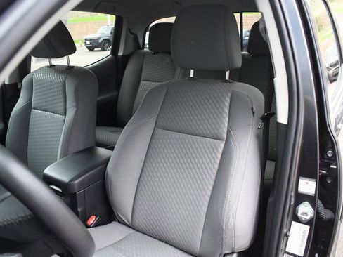 Certified 2021 Toyota Tacoma SR5 RWD image 17