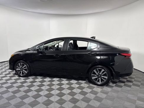 Used 2025 Nissan Versa SV w/ Trunk Package image 4