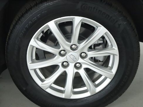 Used 2023 Cadillac XT4 Luxury w/ Cold Weather Package image 39