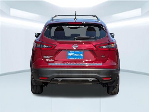 Used 2022 Nissan Rogue Sport SL FWD image 5