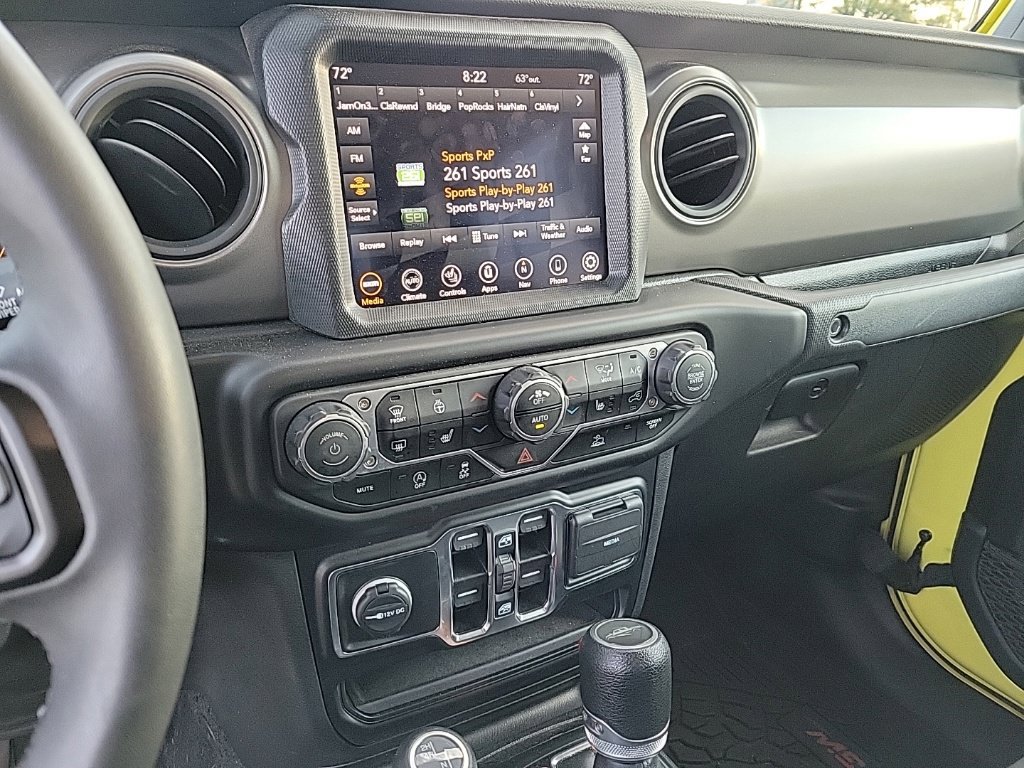 Used 2023 Jeep Gladiator Sport AWD/4WD image 7