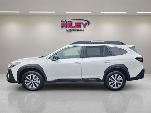 New 2025 Subaru Outback Premium w/ Popular Package #1A image 2