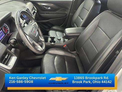 Certified 2022 GMC Terrain SLT AWD/4WD image 9