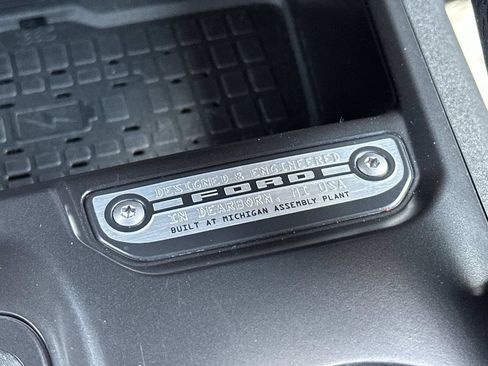 Used 2024 Ford Bronco Outer Banks AWD/4WD image 40