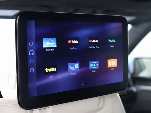 Used 2026 Cadillac Escalade V image 18