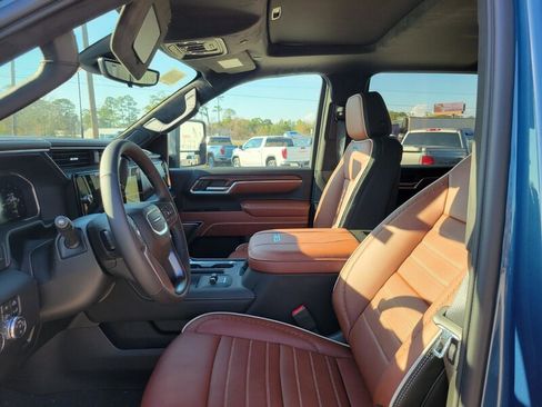 New 2026 GMC Sierra 3500 Denali Ultimate image 11