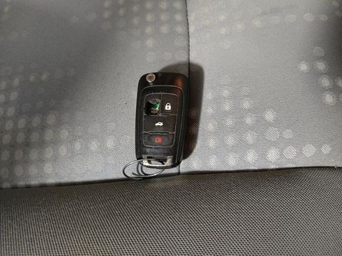 Used 2015 Chevrolet Sonic LS image 32