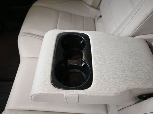 Used 2020 Mercedes-Benz GLE 350 4MATIC image 17