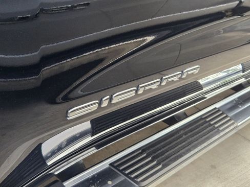 Certified 2024 GMC Sierra 1500 SLT RWD image 7