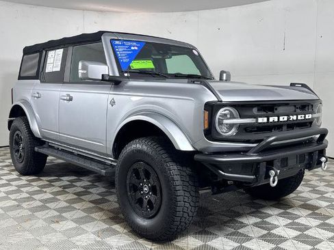 Certified 2021 Ford Bronco Outer Banks AWD/4WD image 1