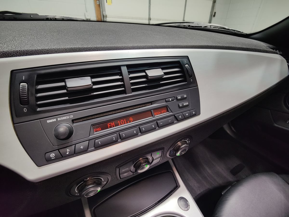 Used 2007 BMW Z4 3.0si RWD image 35