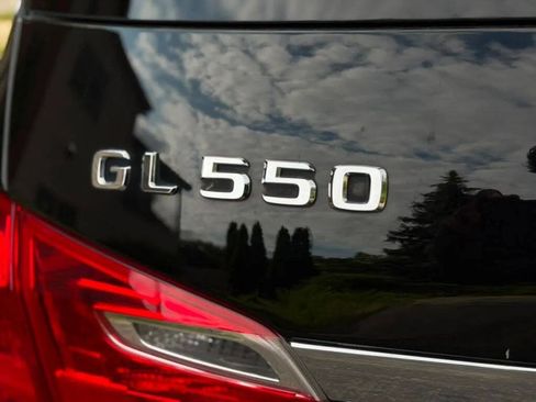 Used 2013 Mercedes-Benz GL 550 4MATIC image 7