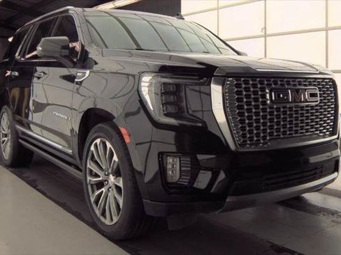 Used 2021 GMC Yukon Denali w/ Denali Premium Package RWD image 23