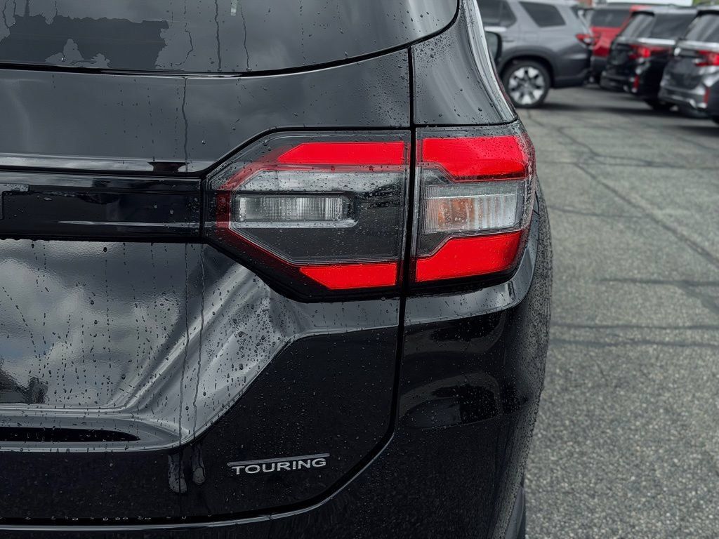 New 2026 Honda Pilot Touring image 7