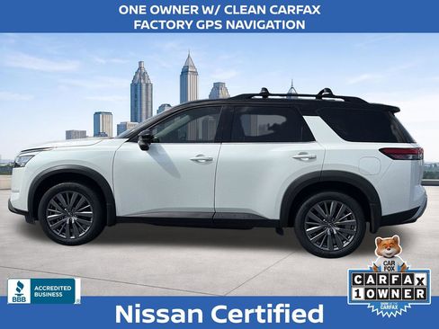 Certified 2024 Nissan Pathfinder SL w/ SL Premium Package FWD image 2