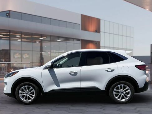 Used 2021 Ford Escape SE AWD/4WD image 5