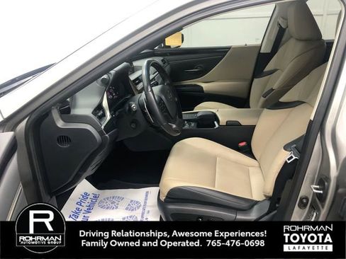 Used 2021 Lexus ES 250 w/ Premium Package AWD/4WD image 12