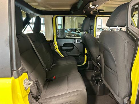 Used 2023 Jeep Wrangler Unlimited Sport image 38