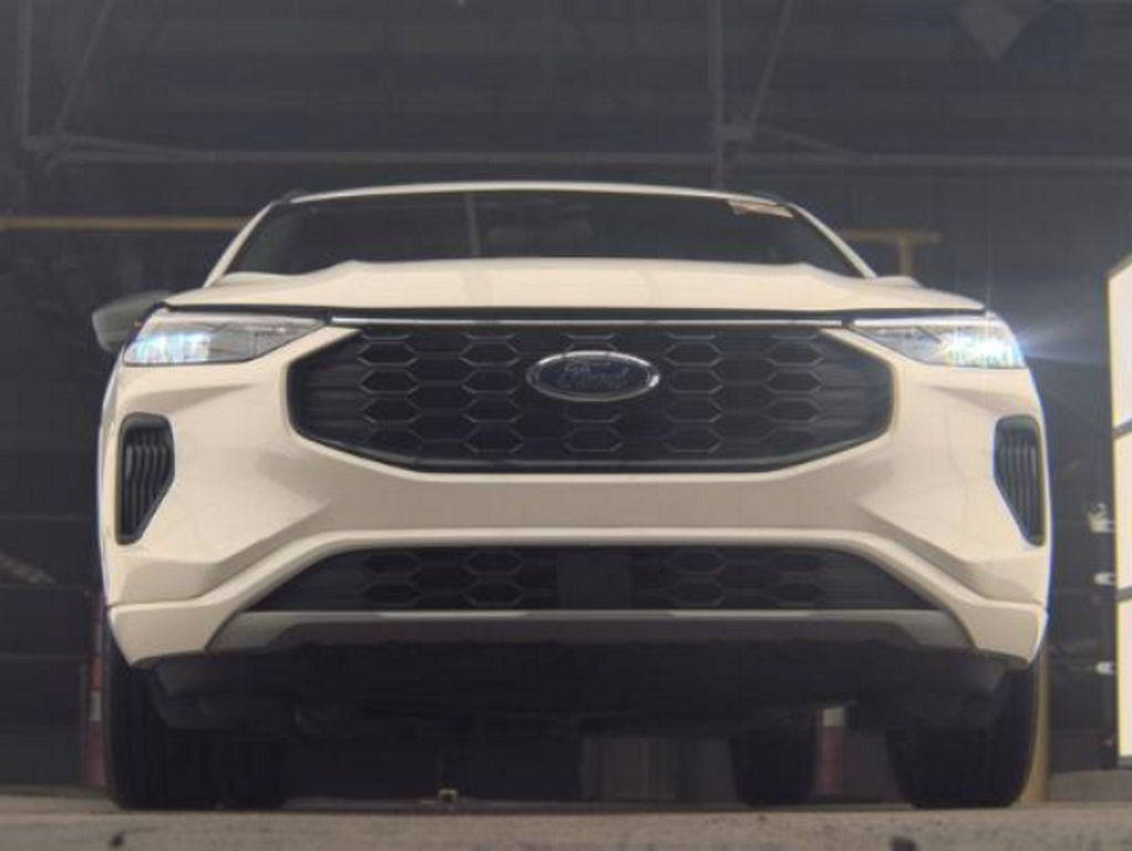 Used 2024 Ford Escape ST-Line AWD/4WD image 4
