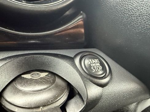 Used 2012 MINI Cooper Hardtop image 16