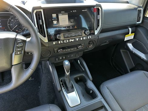 New 2026 Nissan Frontier SV w/ SV Convenience Package RWD image 28