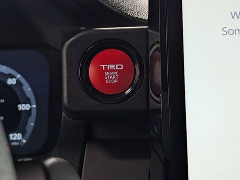 Used 2024 Toyota Tacoma TRD Sport image 23