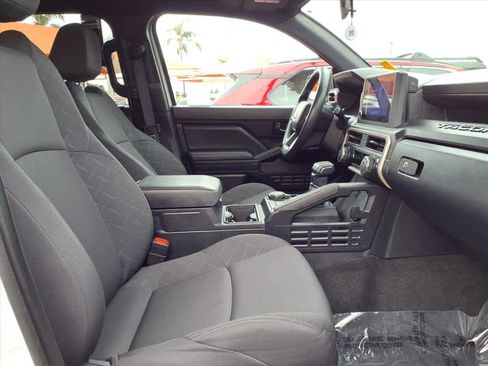 Used 2024 Toyota Tacoma SR image 22