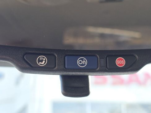 Used 2017 Chevrolet Equinox LT w/ Convenience Package image 26