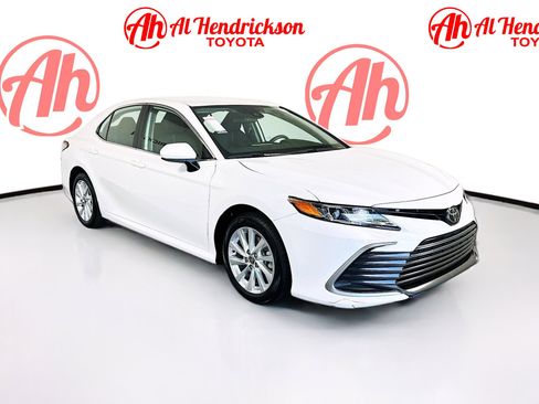 Used 2023 Toyota Camry LE image 1