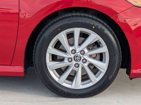 Used 2023 Toyota Camry LE image 9