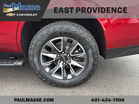 Certified 2023 Chevrolet Tahoe Z71 w/ Luxury Package AWD/4WD image 8