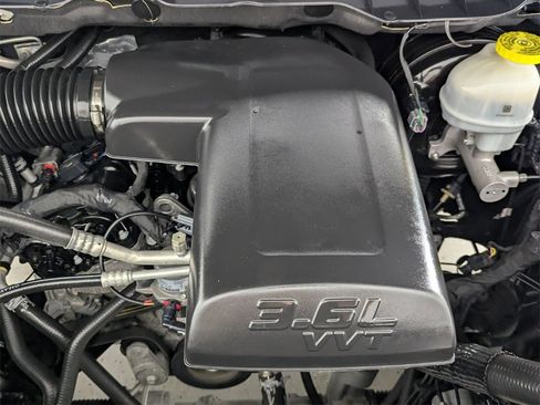 Used 2024 RAM 1500 Classic Warlock image 10