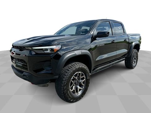 New 2025 Chevrolet Colorado ZR2 w/ Technology Package image 4