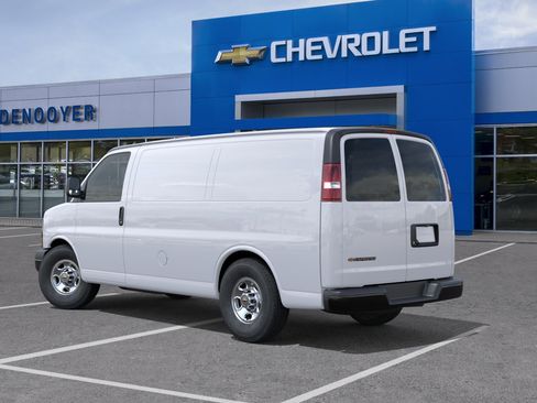 New 2026 Chevrolet Express 2500 w/ Driver Convenience Package RWD image 27