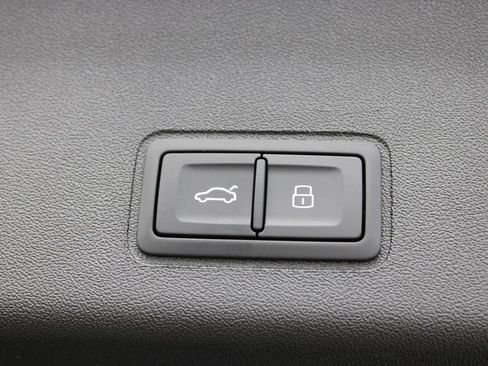 New 2026 Audi Q3 quattro 2.0T AWD/4WD image 32