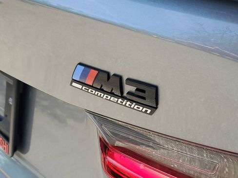 Used 2022 BMW M3 Competition w/ Executive Package AWD/4WD image 8