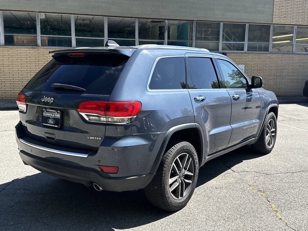 Used 2019 Jeep Grand Cherokee Limited w/ Luxury Group II AWD/4WD image 4