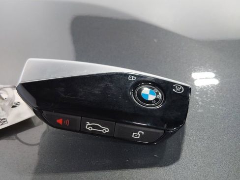 Used 2023 BMW X7 xDrive40i w/ Premium Package image 56