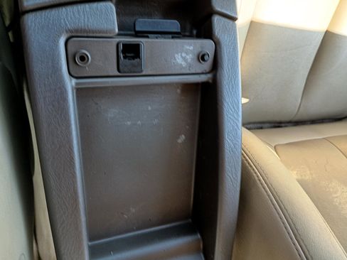 Used 2000 Nissan Maxima GLE image 30