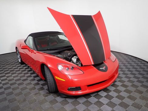 Used 2007 Chevrolet Corvette Convertible RWD image 34