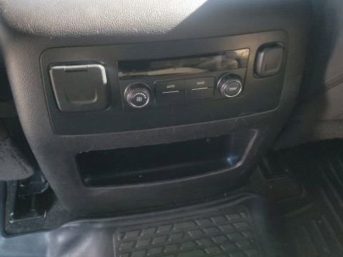 Used 2017 GMC Yukon SLE w/ HD Trailering Package image 11