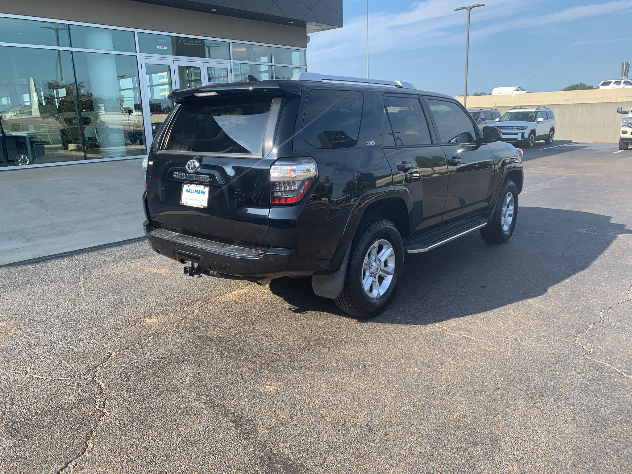 Used 2018 Toyota 4Runner SR5 Premium AWD/4WD image 22