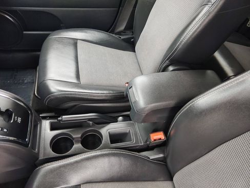 Used 2014 Jeep Patriot Latitude w/ Freedom Edition Package FWD image 21