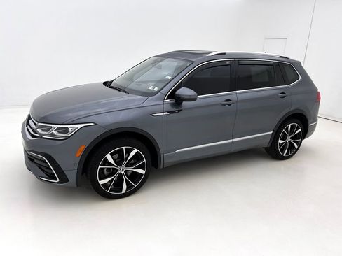 Used 2024 Volkswagen Tiguan SEL R-Line image 5