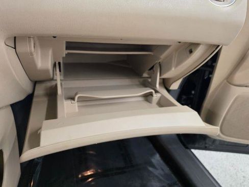 Used 2017 Nissan Pathfinder Platinum AWD/4WD image 24