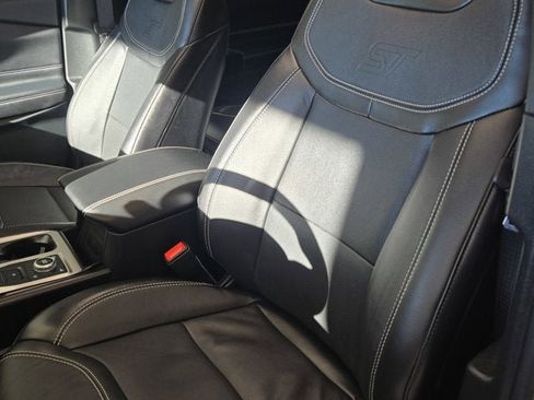 Used 2023 Ford Explorer ST w/ Equipment Group 401A image 24